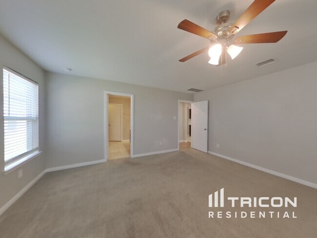 Foto del edificio - 20923 Cullen Ranch Rd