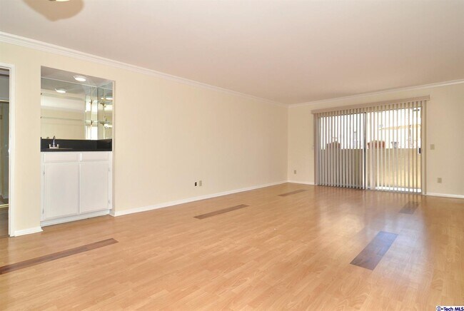 Foto del edificio - 620 N Kenwood St