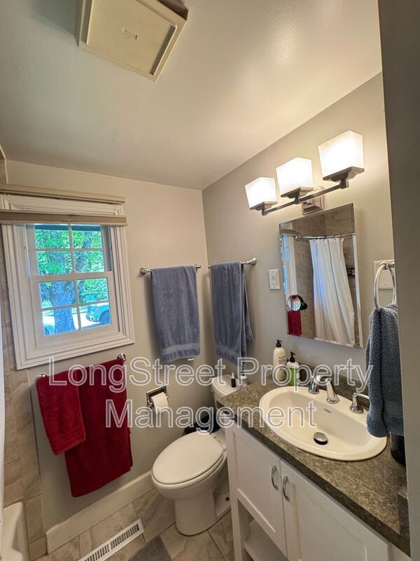 Primary Photo - 1336 NW 19th St