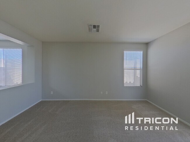 Foto del edificio - 3327 W St Kateri Dr