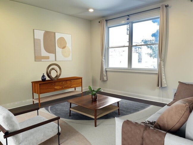 Building Photo - 140 36th St