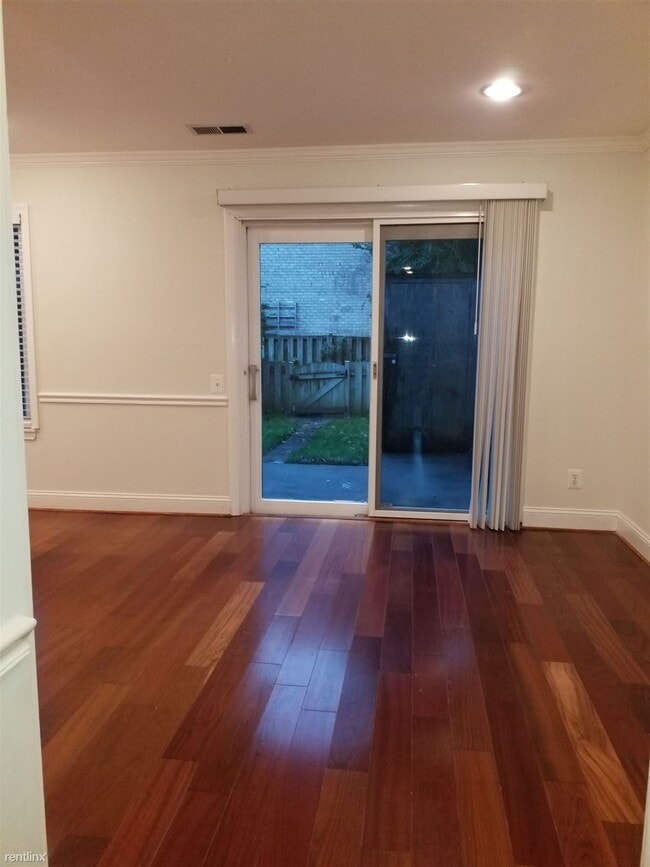 Building Photo - 3 br, 1.5 bath House - 9516 Tippett Ln