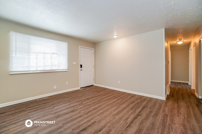 Building Photo - 1611 Greenville Rd