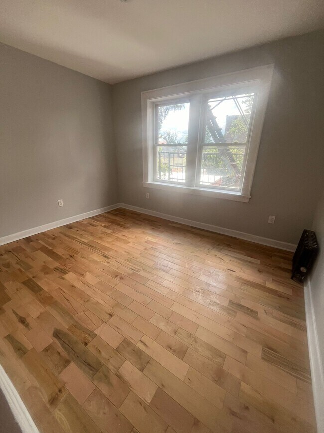 63 N Walnut 6 - 57 N Walnut St
