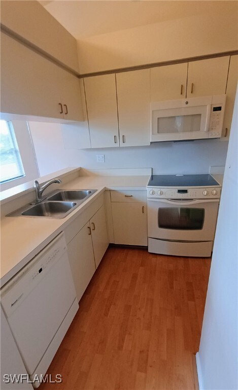 Foto del edificio - 13247 Whitehaven Ln