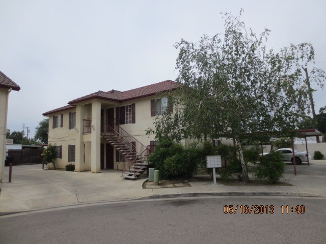 Primary Photo - Myrtle Court Apartments