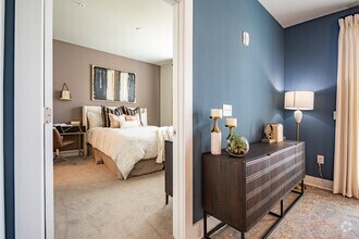 The Pawn- 2BR, 2BA - The Kingson