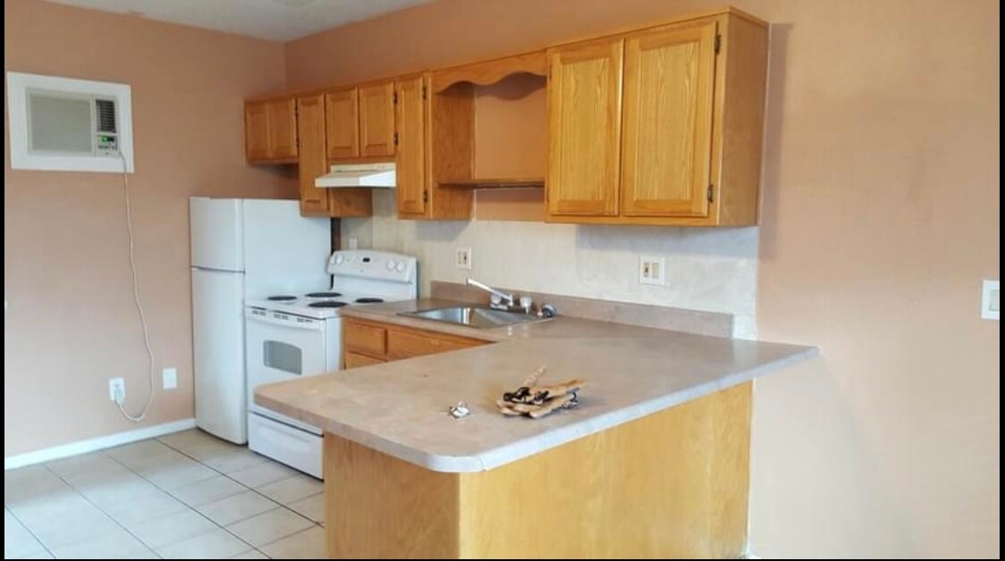 Foto principal - 1800 Arno St SE