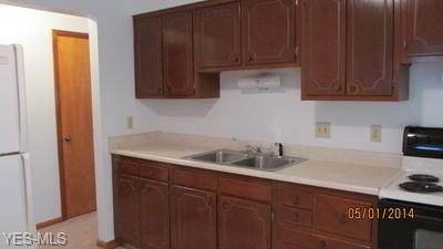 Building Photo - 319 Johnet Dr