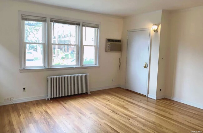 Foto del edificio - 154-26 41st Ave