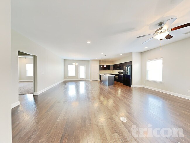 Foto del edificio - 200 Bexley Way