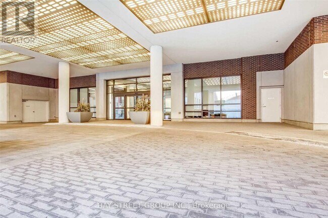 Building Photo - 460-PH460 Adelaide St E