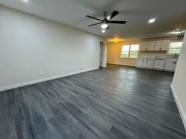 Building Photo - 2867 Co Rd 24