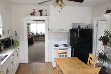 Interior Photo - Vosti Court