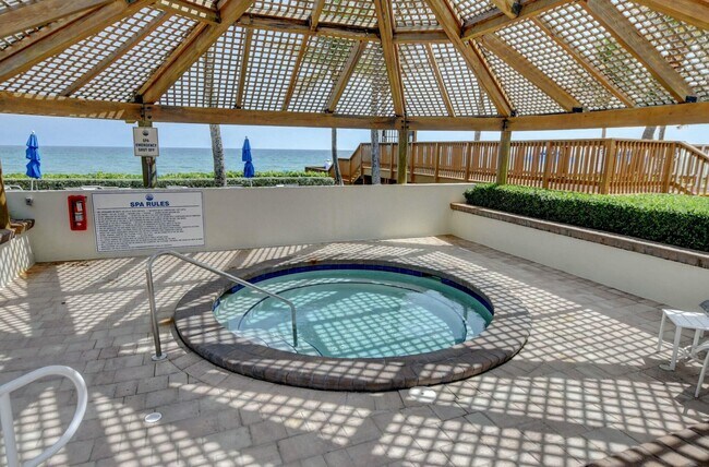 Foto del edificio - 3420 S Ocean Blvd