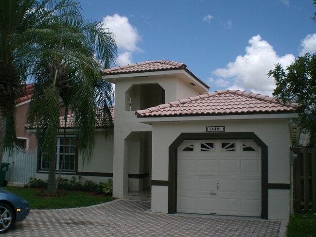 Building Photo - 14421 SW 114th St