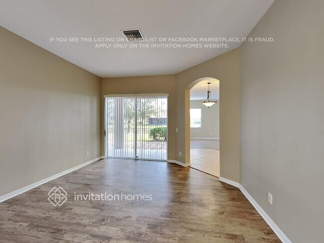 Foto del edificio - 4710 Shoal Creek Ct