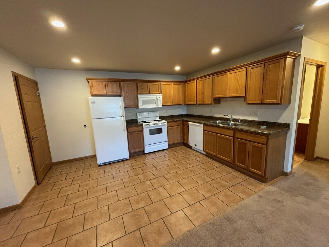 Foto principal - 5880 Delikowski St
