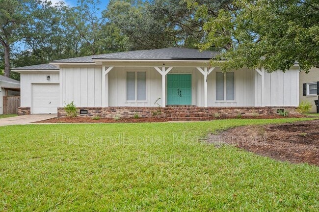 Photo - 827 O'Sullivan Dr House