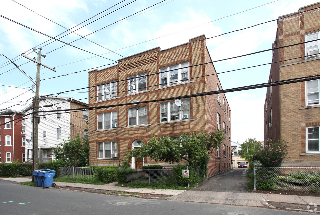 Primary Photo - 339 High St