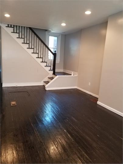 Foto del edificio - 221 S Harrison St