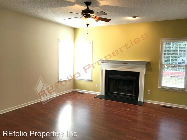 Building Photo - 3 br, 2.5 bath House - 102 Brook Fryar Street