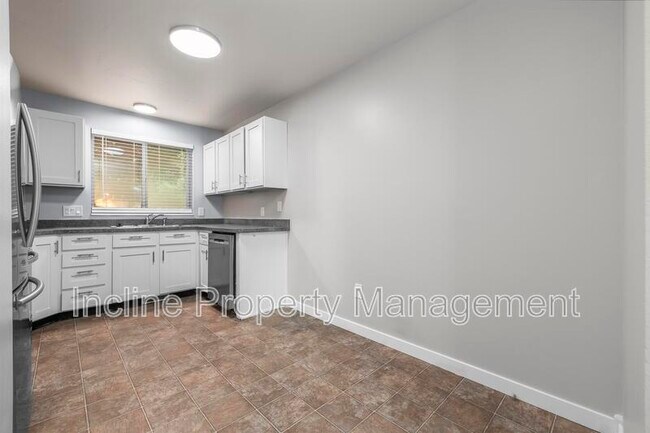 Foto del edificio - 768 N 1060 W