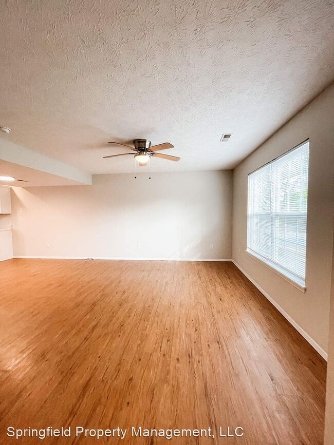 Building Photo - 2 br, 2.5 bath House - 747 King's Carriage Rd
