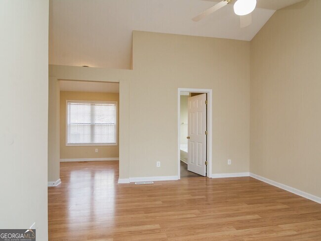 Building Photo - 2695 Chadwick Ln NW