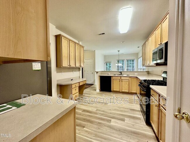 Foto del edificio - 603 Willingham Rd