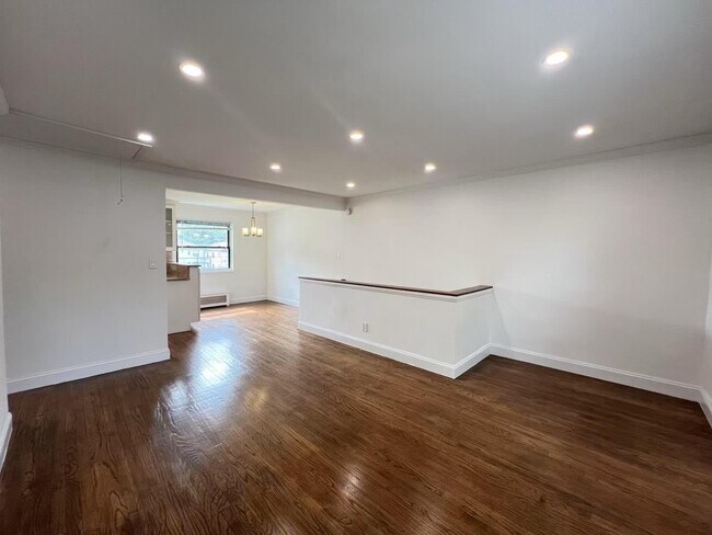 Foto del edificio - 68-24 138th St