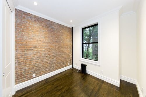 Building Photo - 352 E 13th St