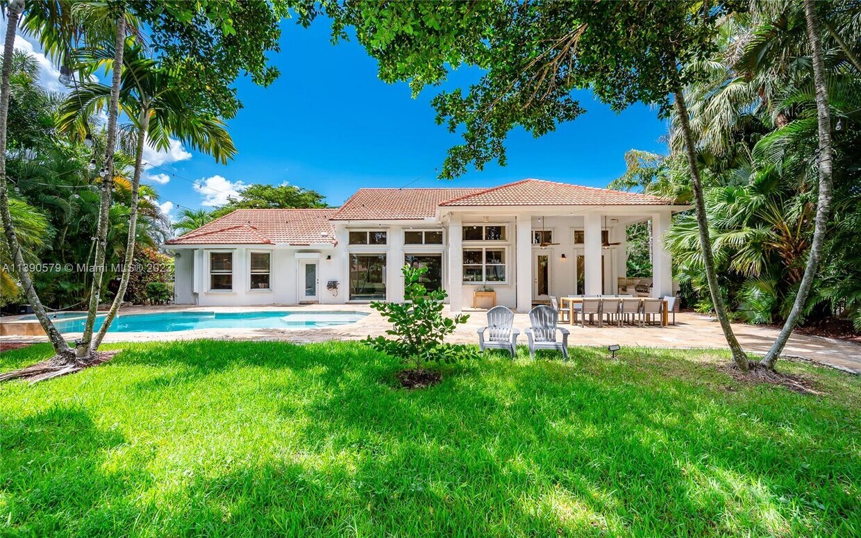 Foto principal - 3216 Huntington