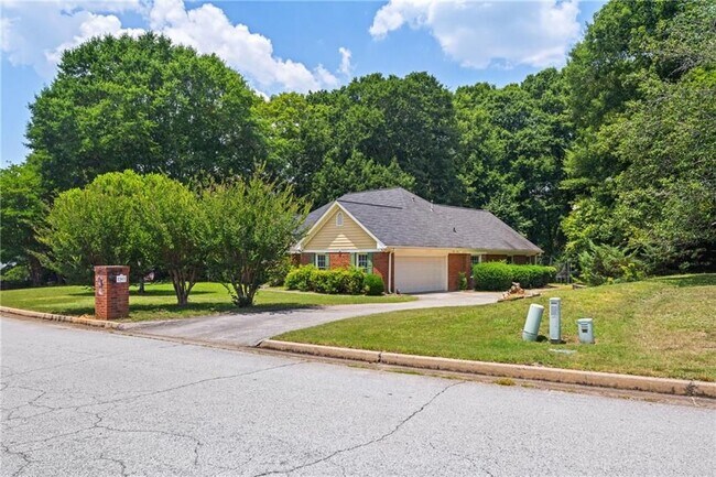 Foto del edificio - 2902 Bridle Creek Dr SW