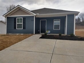 Building Photo - 51 Lk Ter Dr Building Photo - 51 Lk Ter Dr