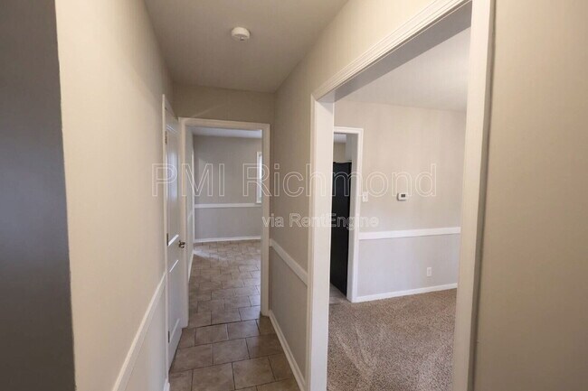 Foto del edificio - 401 Walton Park Rd