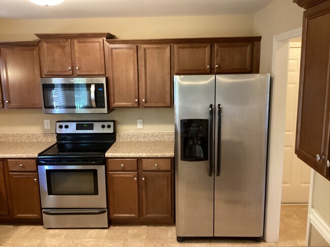 Foto del edificio - 248 Camden Dr