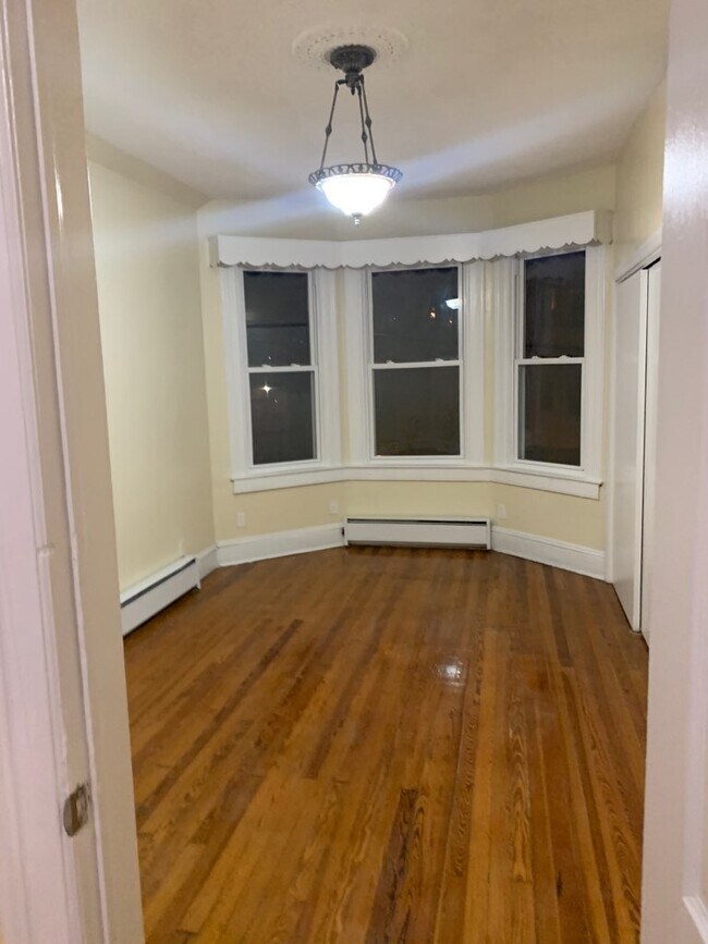 bedroom - 68 Beach St