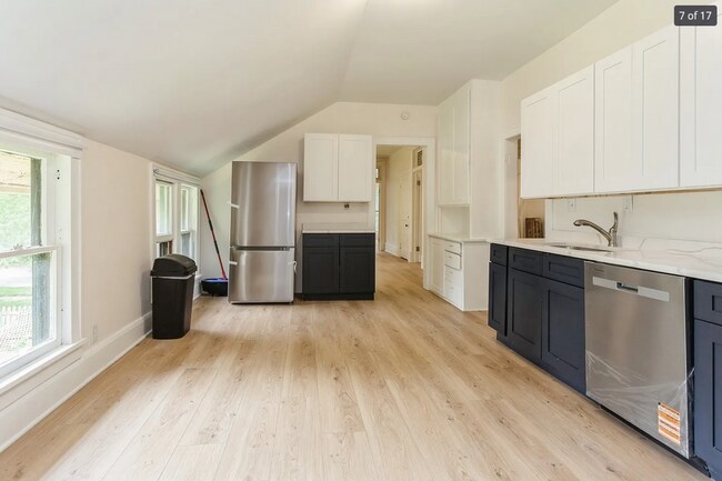 Foto del edificio - 421 S 3rd St