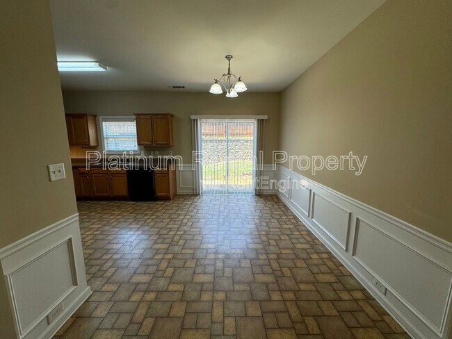 Foto del edificio - 3135 Millington Pl