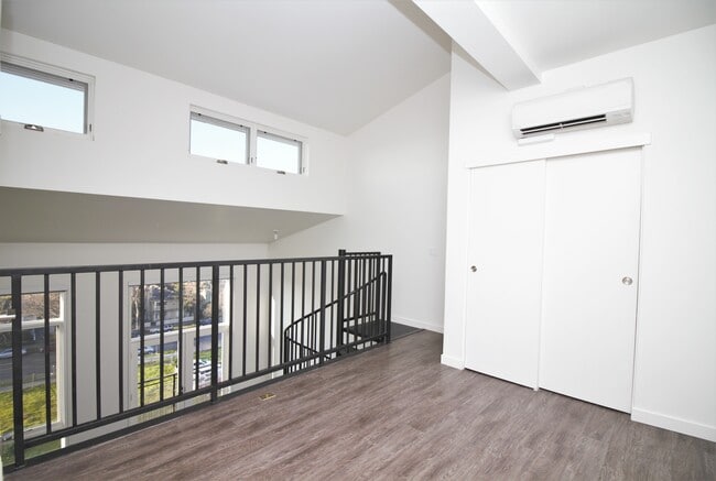 Loft Area - Ice House Midtown