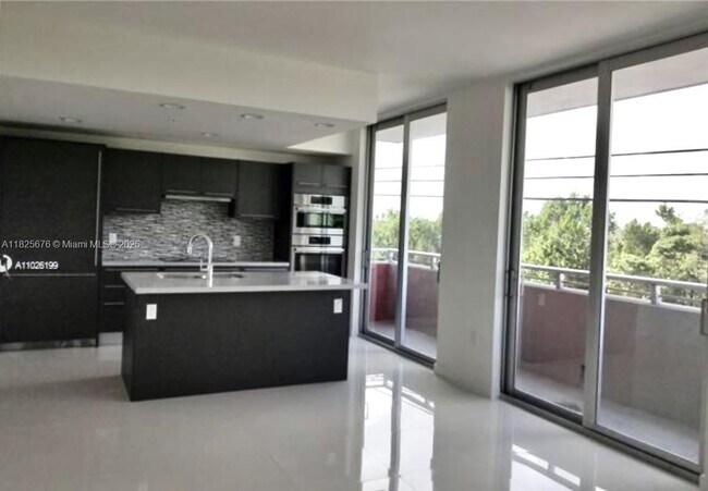 Foto del edificio - 7875 NW 107th Ave