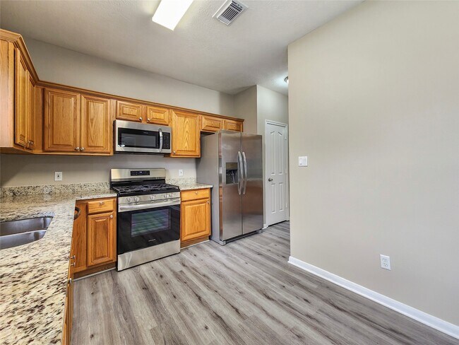 Building Photo - 11906 Cottonwood Ln