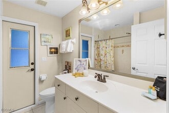 Building Photo - 8549 S Lake Cir