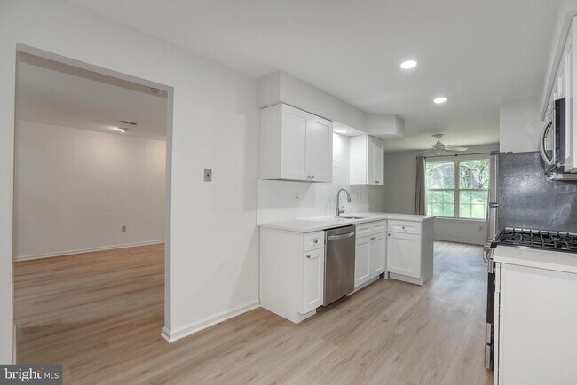 Foto del edificio - 20 Andover Cir