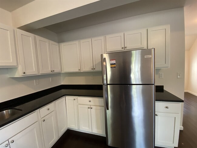 Building Photo - 12 br, 6.5 bath House - 724 Arch St
