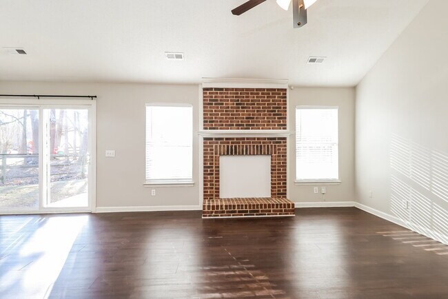 Foto del edificio - 13113 Peacock Ln