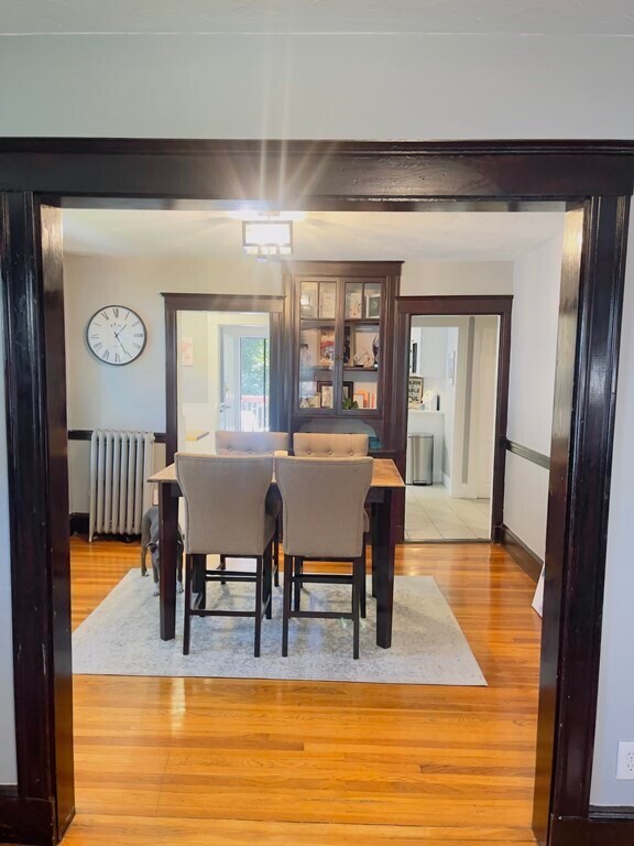 Building Photo - 554 Ashmont St