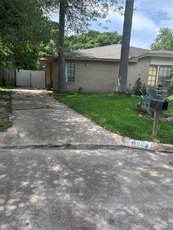 Building Photo - 11023 Tridens Ct