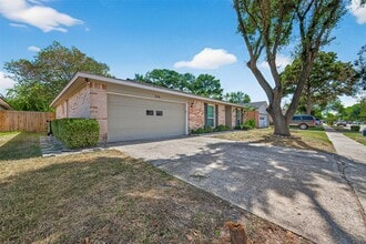 Building Photo - 7414 Breccia Dr